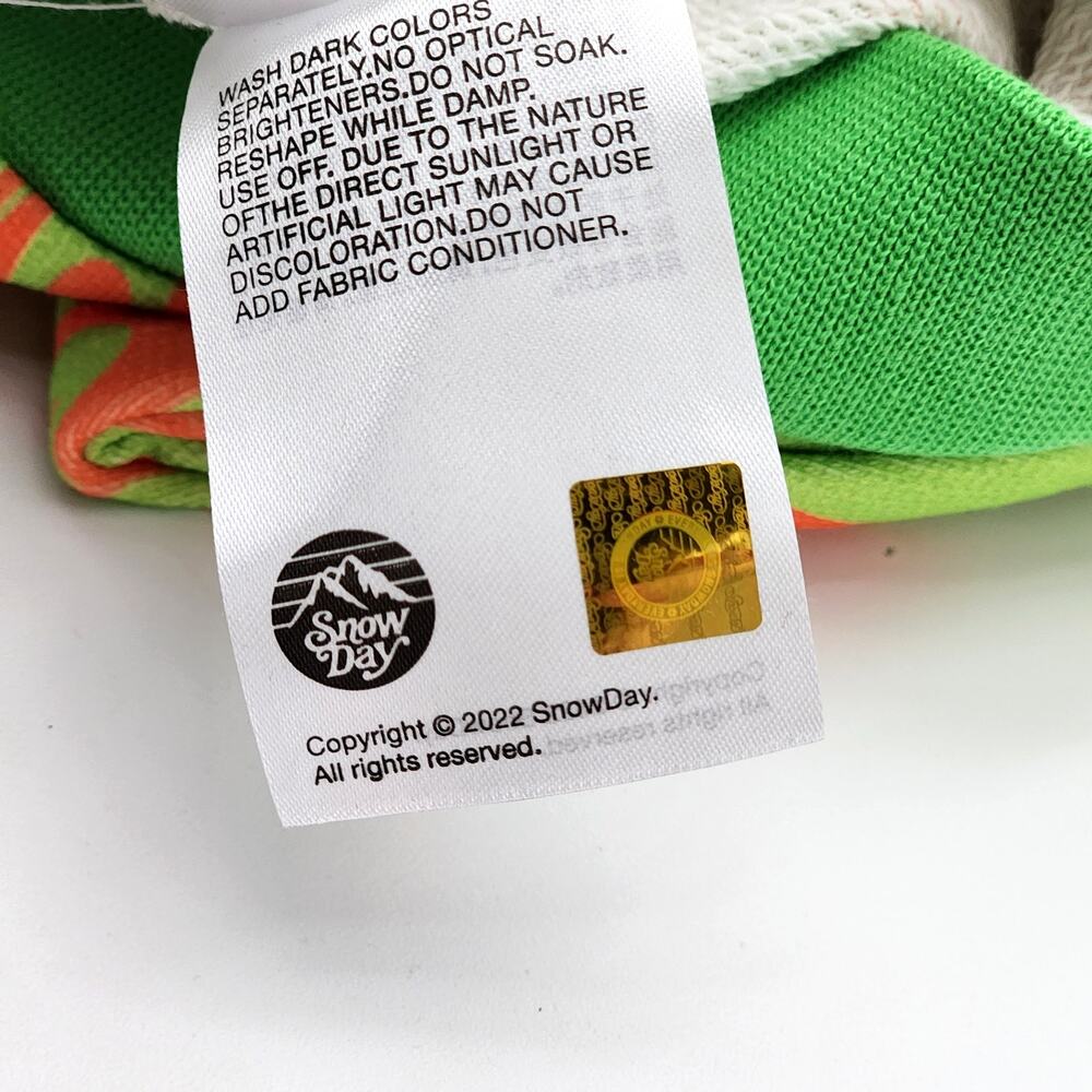NWT! SNOWDAY HOODIE SIZE MEDIUM - Picture 14 of 16